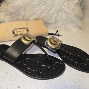 Gucci Black Sandals with Gold Logo Size 38